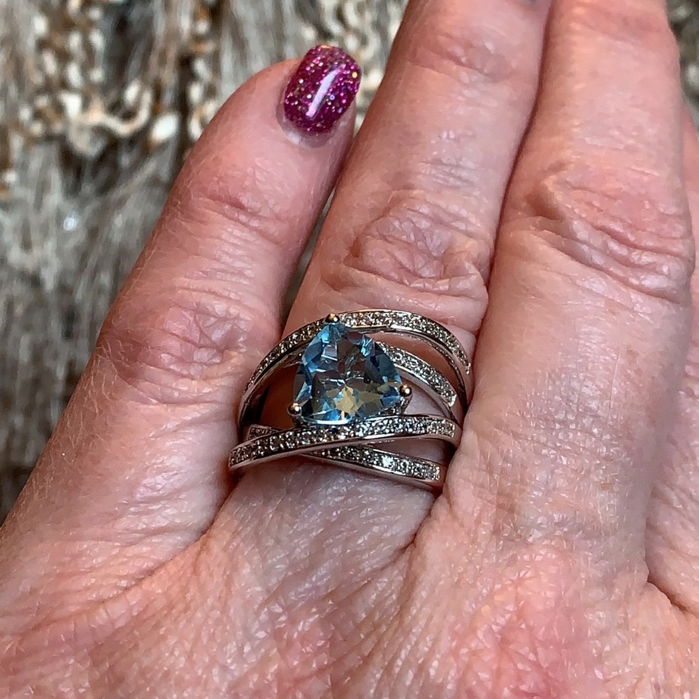 Blue Topaz & White Sapphire Ring - 7 - Picture 2 of 6